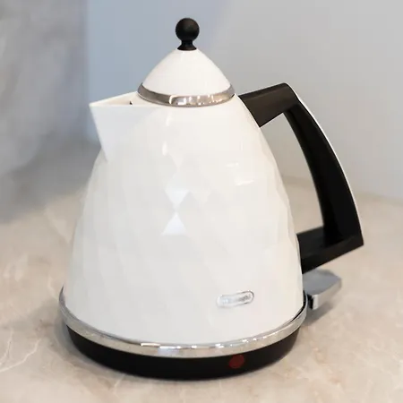 Apartman 2bd,terrace, Ac, Next To Dineika Park, Brand New, By Cohost