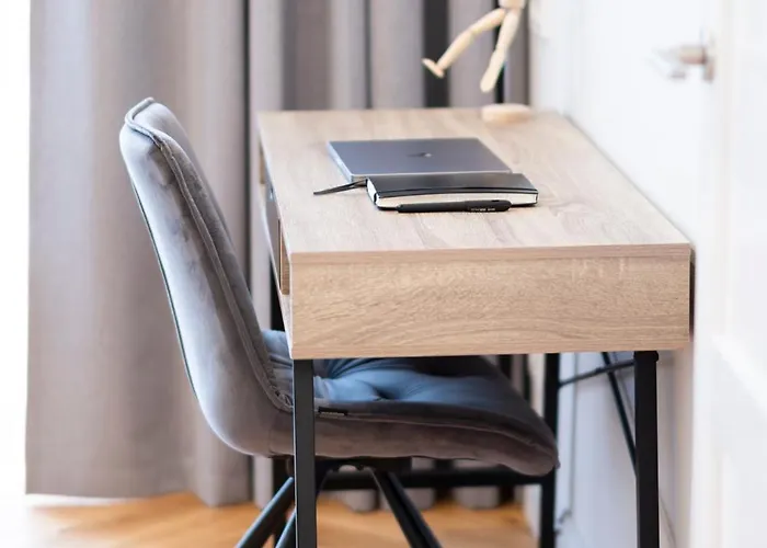 Apartament 2bd,terrace, Ac, Next To Dineika Park, Brand New, By Cohost *