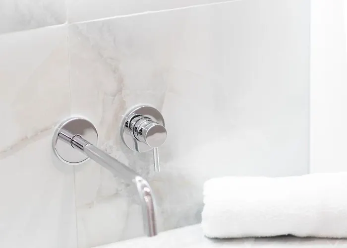 Apartament 2bd,terrace, Ac, Next To Dineika Park, Brand New, By Cohost