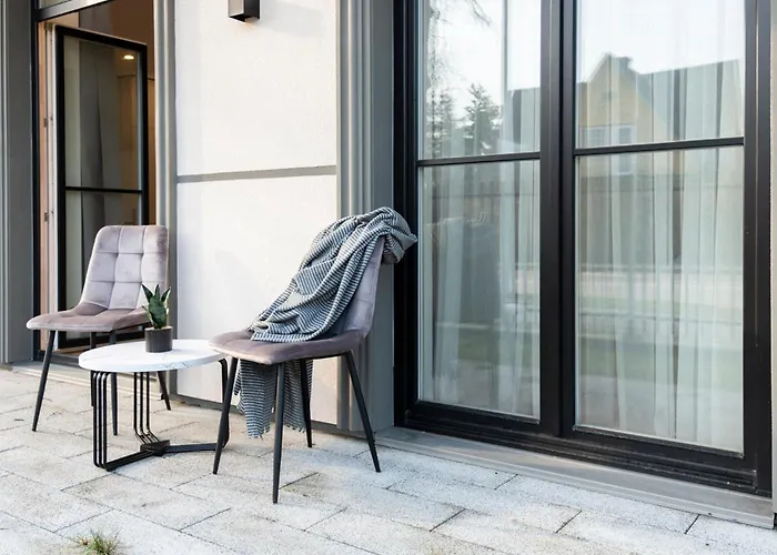 2bd,terrace, Ac, Next To Dineika Park, Brand New, By Cohost